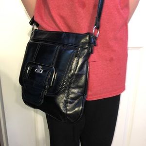 Personal Accents black cross body bag